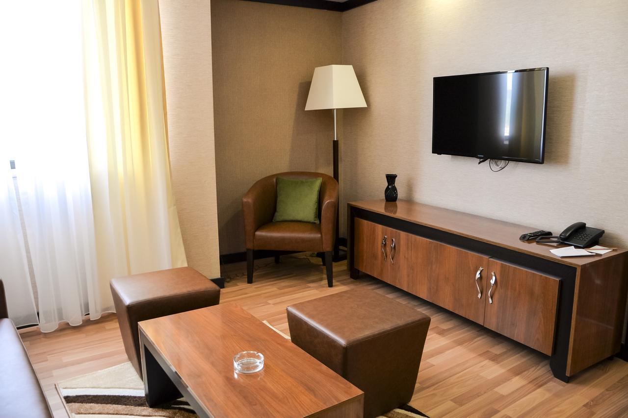 Cartoon Hotel Razgrad